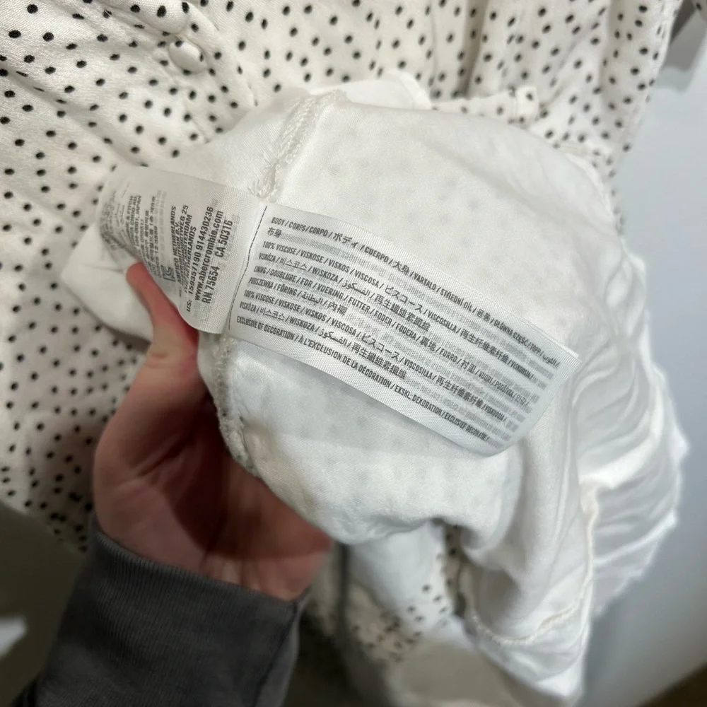 Abercrombie & Fitch Puff Sleeve Mini Dress - Picture 10 of 10